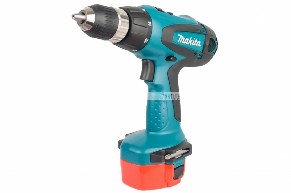 Аккумуляторная дрель-шуруповерт Makita 6337 DWAE арт. 139639