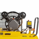 Компрессор воздушный BCV2200/100, ременный привод, 2,2 кВт, 100 литров, 370 л/мин Denzel, арт. 58110
